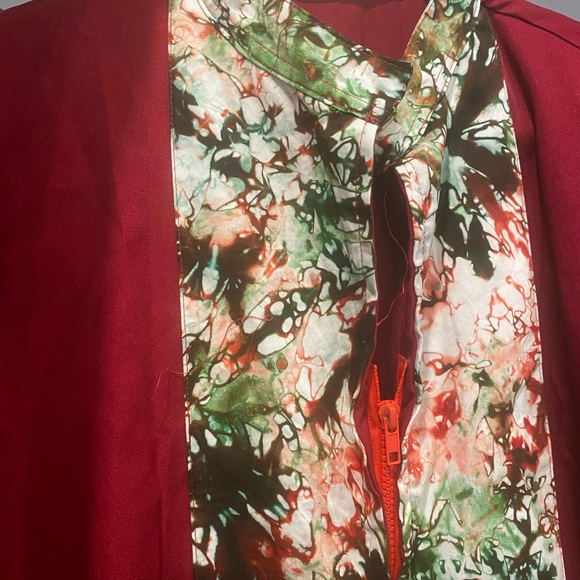 Brand new red and green design African dress. - Picture 4 of 9